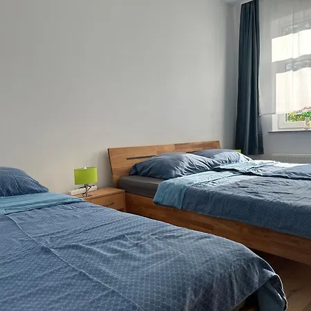 3 Raumwohnung Zentrum Ost *